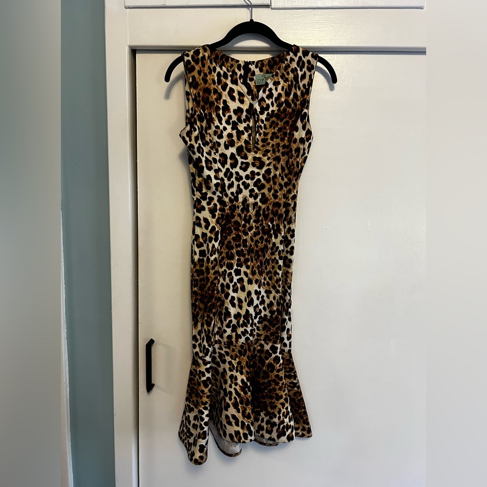 Leopard Print Sleeveless Dress